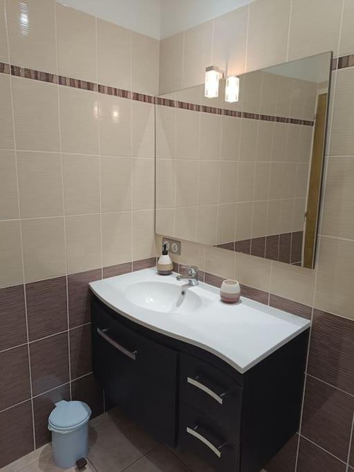 Appartement 2 A 4 Personnes Antraigues Dış mekan fotoğraf