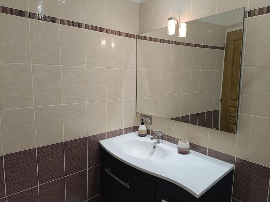Appartement 2 A 4 Personnes Antraigues Dış mekan fotoğraf