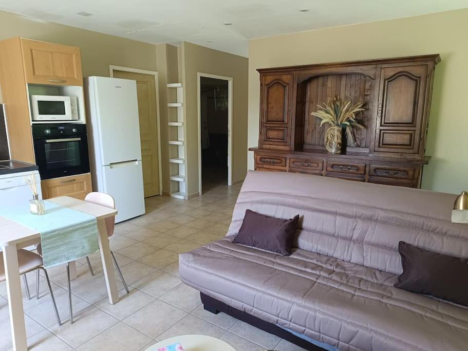 Appartement 2 A 4 Personnes Antraigues Dış mekan fotoğraf